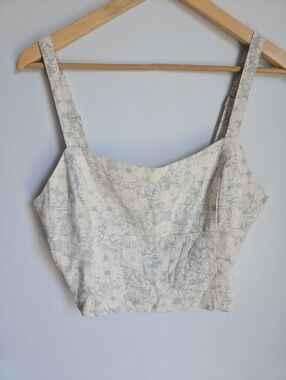 New GENTLE FAWN Floral Square-Neck Crop Top in Light Blue and Cream